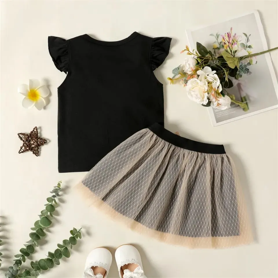 2-piece Toddler Girl Letter Print Flutter-sleeve Black Tee and Bowknot Design Mesh Skirt Set 20319476