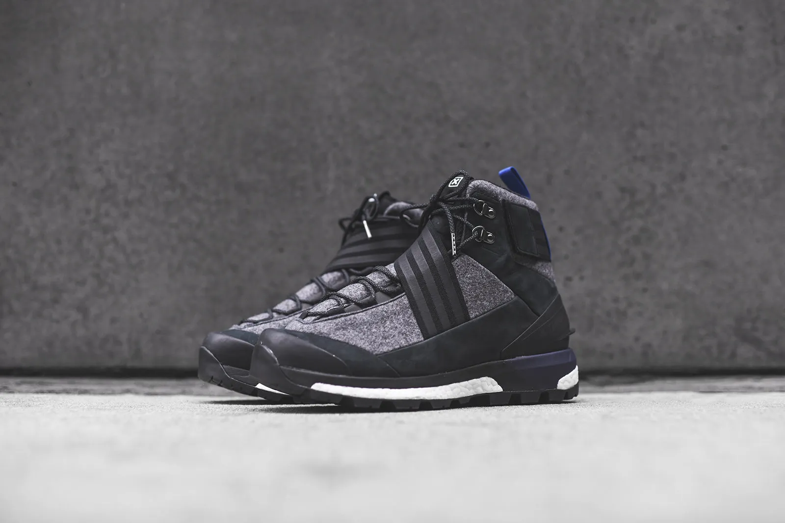 adidas Consortium Xhibition Terrex Tracefinder - Black