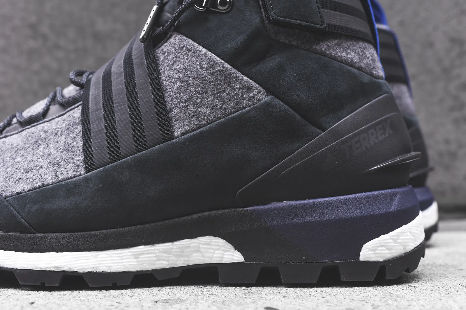 adidas Consortium Xhibition Terrex Tracefinder - Black