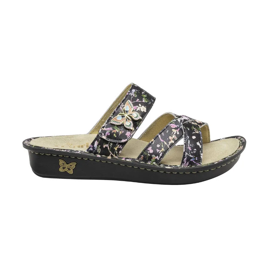 ALEGRIA VICTORIAH DOG AND BUTTERFLY - WOMENS