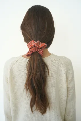 Babe Scrunchie in Sedona Paisley