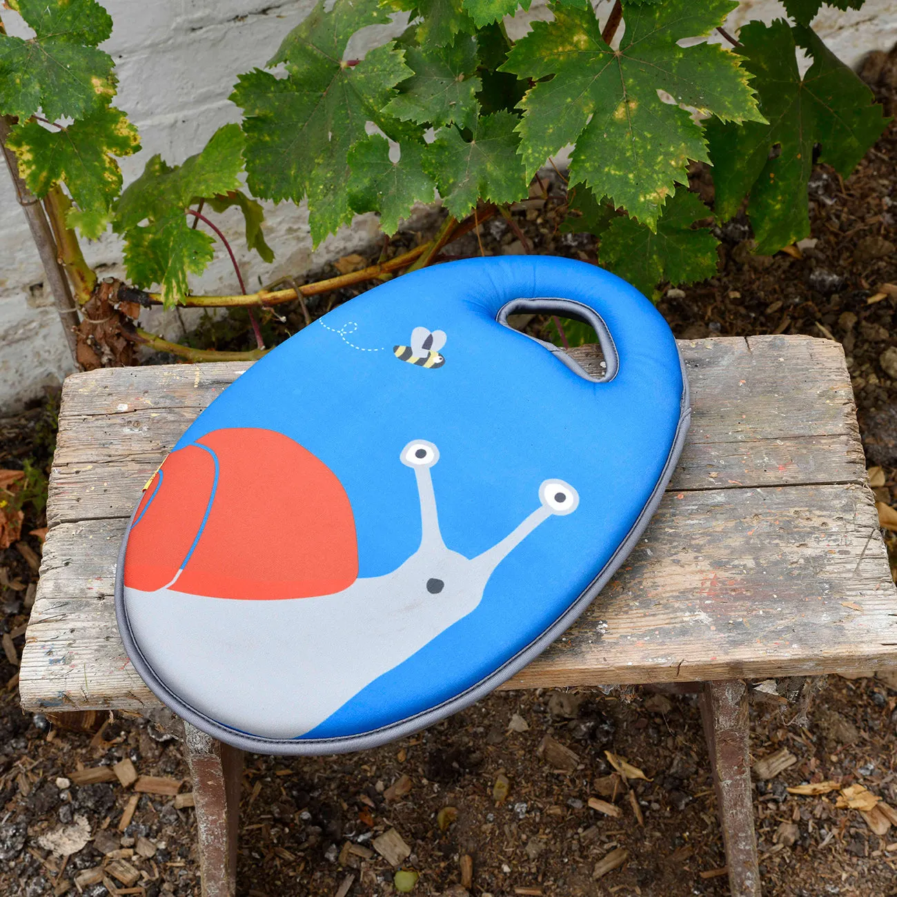 Children's Snail Kneelo Garden Kneeler - National Trust