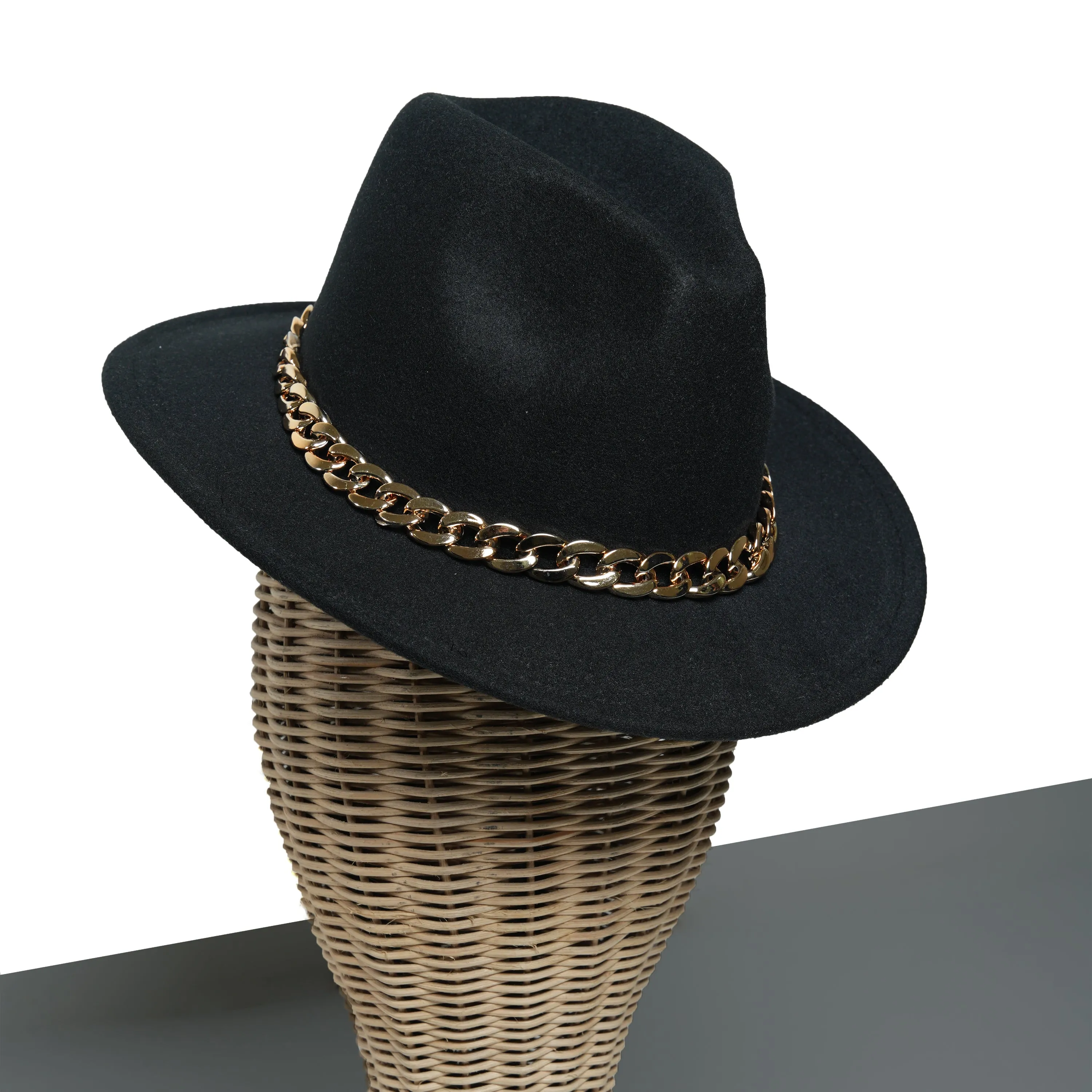 Chokore Classic Fedora Hat with Stylish Chain Belt (Black)