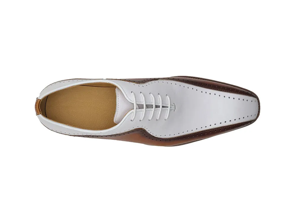 Stylish Two-Tone Brogue Oxford